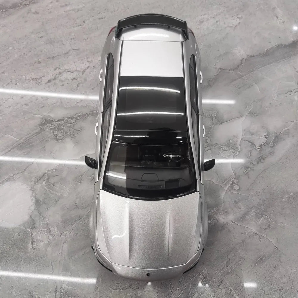 [NZG] 1:18 Mercedes-AMG 2020 A45 S Silver Model Car Die-Cast