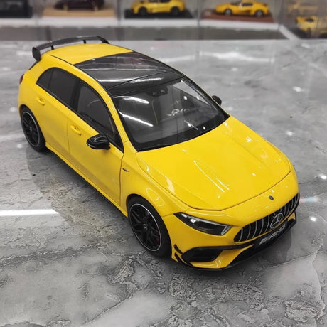 [NZG] 1:18 Mercedes-AMG 2020 A45 S Yellow Model Car Die-Cast
