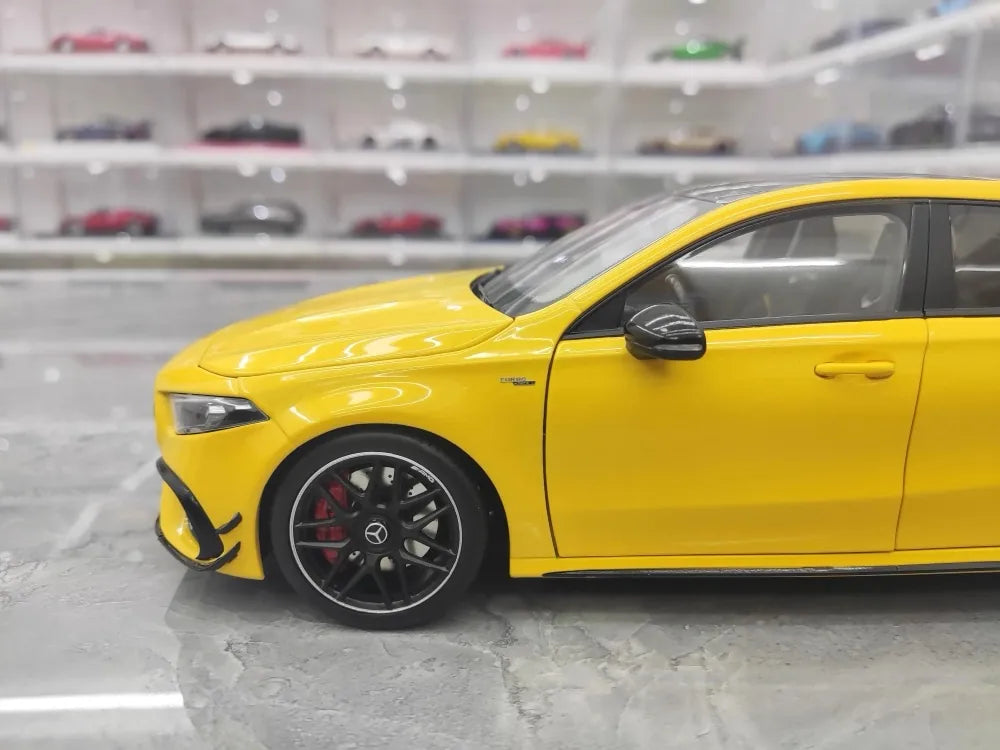 [NZG] 1:18 Mercedes-AMG 2020 A45 S jaune voiture miniature Die-Cast