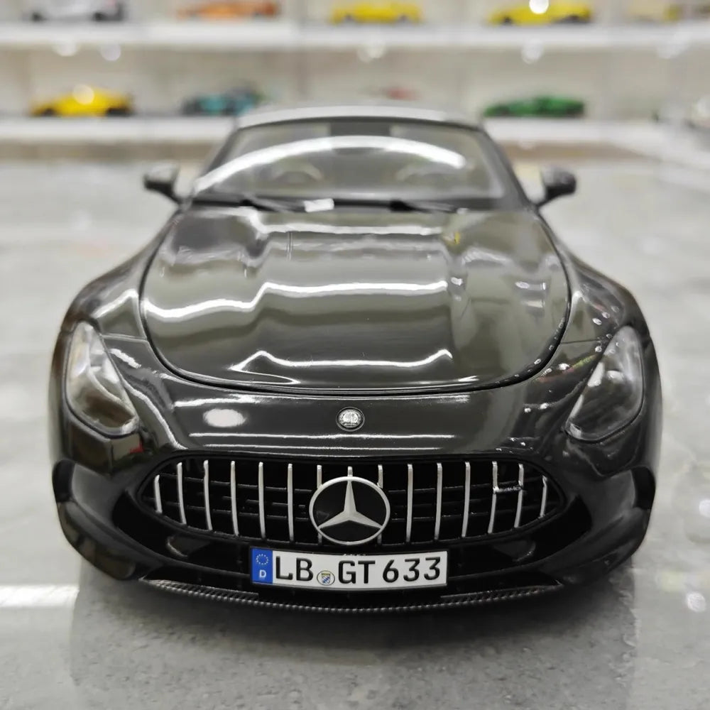 [NZG] 1:18 Mercedes-AMG 2024 GT63 Black Model Car Die-Cast