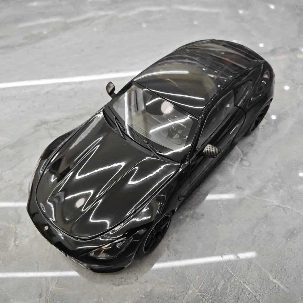 [NZG] 1:18 Mercedes-AMG 2024 GT63 Black Model Car Die-Cast