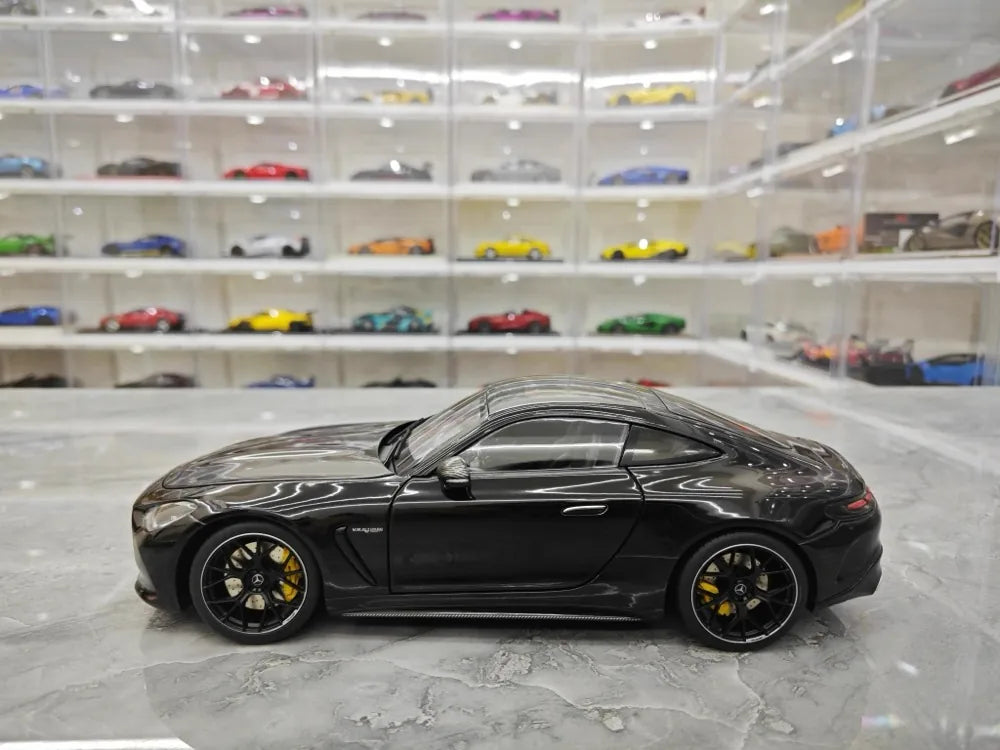 [NZG] 1:18 Mercedes-AMG 2024 GT63 Black Model Car Die-Cast