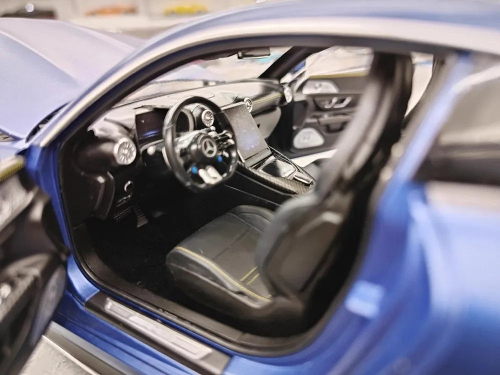 [NZG] 1:18 Mercedes-AMG 2024 GT63 Blue Model Car Die-Cast