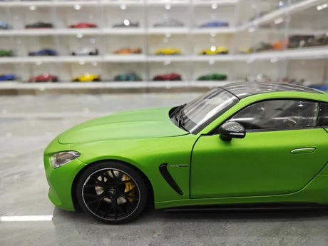 [NZG] 1:18 Mercedes-AMG 2024 GT63 Green Model Car Die-Cast