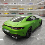 [NZG] 1:18 Mercedes-AMG 2024 GT63 Green Model Car Die-Cast