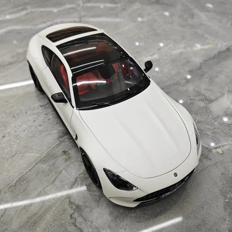 [NZG] 1:18 Mercedes-AMG 2024 GT63 White Model Car Die-Cast