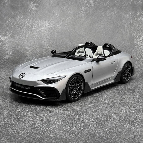 NZG Mercedes-AMG 2025 PureSpeed Mystic Silver Magno 1:18 – Modello Pressofuso da collezione