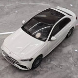 [NZG] 1:18 Mercedes-Benz 2025 C-Class C260 blanc voiture miniature Die-Cast