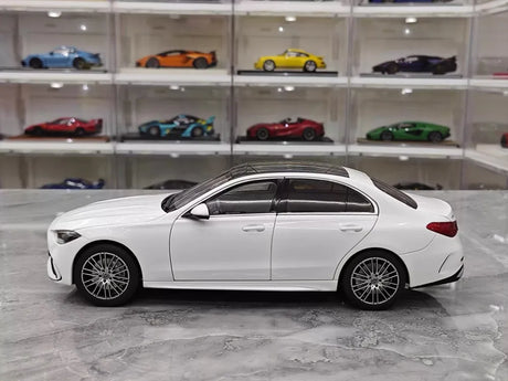 [NZG] 1:18 Mercedes-Benz 2025 C-Class C260 White Model Car Die-Cast
