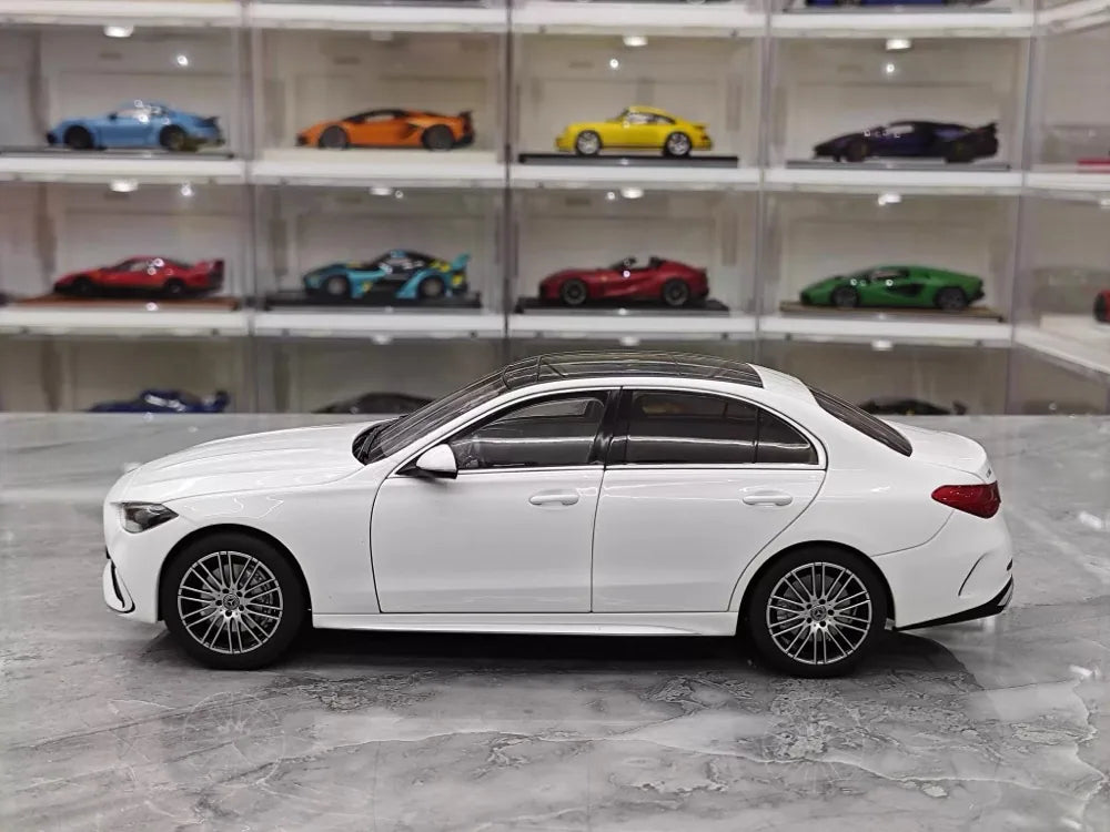 [NZG] 1:18 Mercedes-Benz 2025 C-Class C260 White Model Car Die-Cast