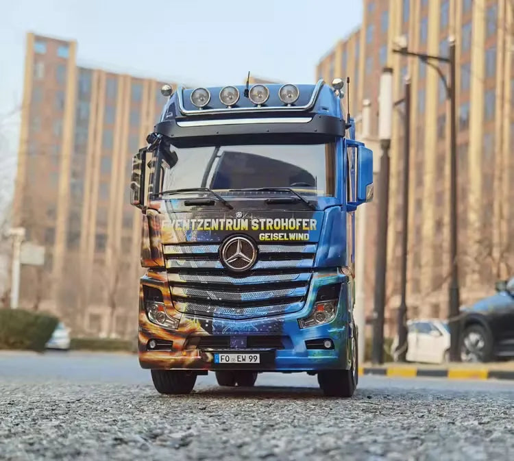 [NZG] 1:18 Mercedes-Benz Actros Wolf Transporte Edition Model Car Die-Cast