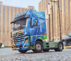 [NZG] 1:18 Mercedes-Benz Actros Wolf Transporte edizione modellino di auto Die-Cast