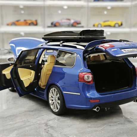 NZG Volkswagen 2009 Passat R36 Estate Biscay Blue 1:18 – Modello da collezione pressofuso