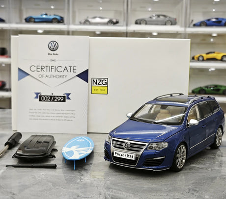 NZG Volkswagen 2009 Passat R36 Estate Biscay Blue 1:18 – Modello da collezione pressofuso