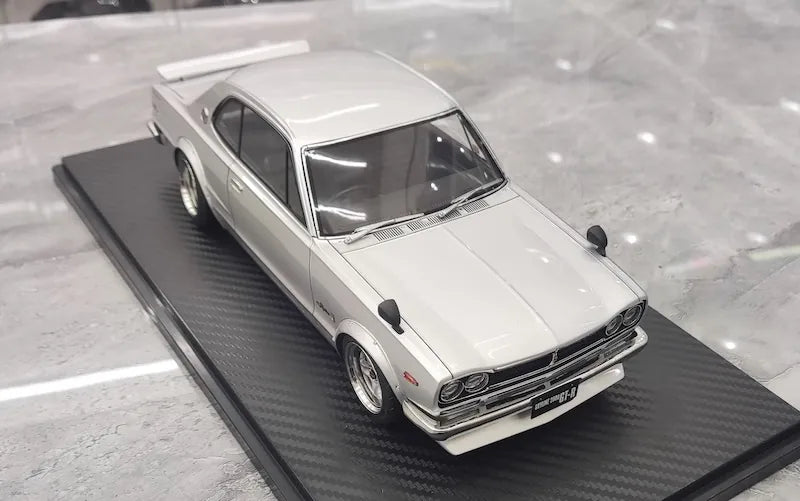 1:18 Nissan 1970 Skyline 2000 GT-R KPGC10 Silver Die Cast Model Car