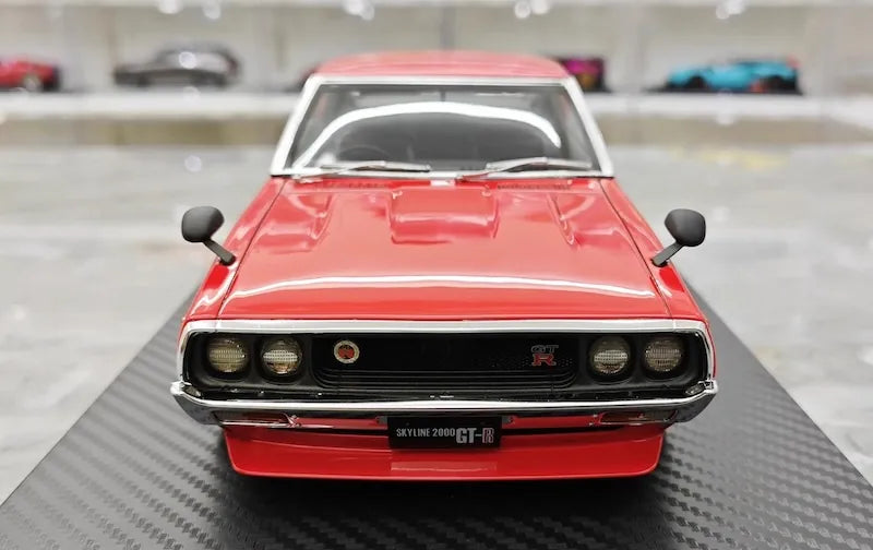 1:18 Nissan 1973 Skyline 2000 GT-R KPGC110 Red Die Cast Model Car