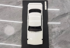 1:18 Nissan 1970 Skyline 2000 GT-R KPGC10 White Die Cast Model Car