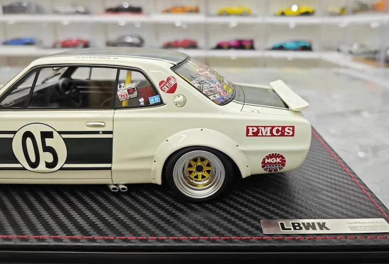 1:18 Nissan 1971 Skyline 2000 GT-R Hakosuka LBWK JTCC Die Cast Model Car