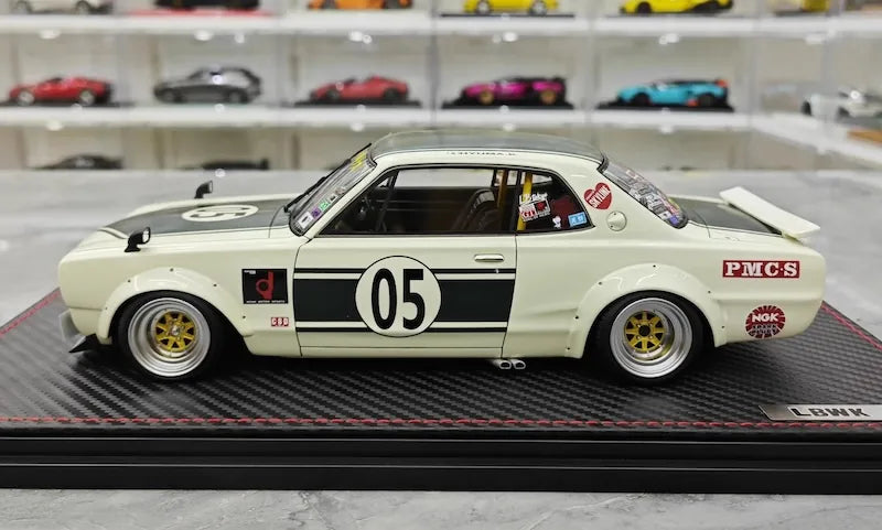 1:18 Nissan 1971 Skyline 2000 GT-R Hakosuka LBWK JTCC Die Cast Model Car