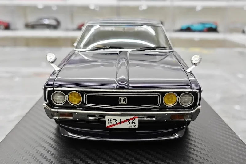 1:18 Nissan 1972 Laurel 2000SGX C130 Purple Die Cast Model Car