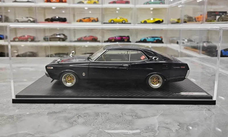 1:18 Nissan 1972 Laurel 2000SGX C130 Purple Die Cast Model Car