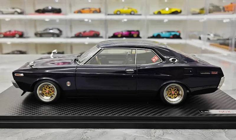 1:18 Nissan 1972 Laurel 2000SGX C130 Purple Die Cast Model Car