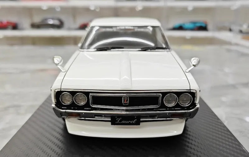 1:18 Nissan 1972 Laurel 2000SGX C130 White Die Cast Model Car