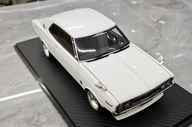1:18 Nissan 1972 Laurel 2000SGX C130 White Die Cast Model Car