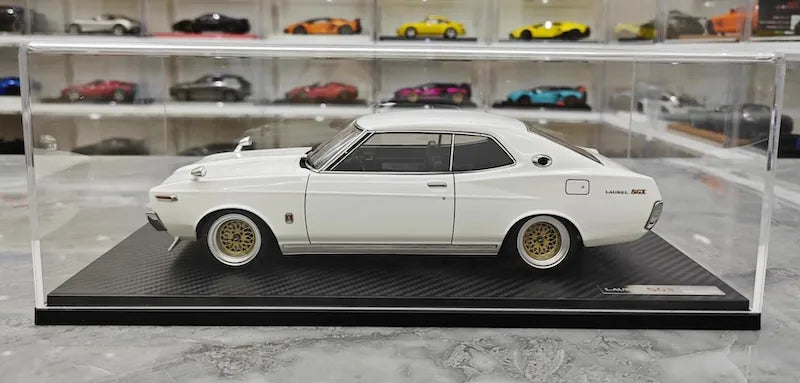 1:18 Nissan 1972 Laurel 2000SGX C130 White Die Cast Model Car