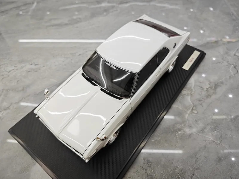1:18 Nissan 1972 Laurel 2000SGX C130 White Die Cast Model Car