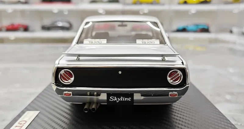 1:18 Nissan 1972 Skyline 2000 GT-X GC110 Silver Die Cast Model Car