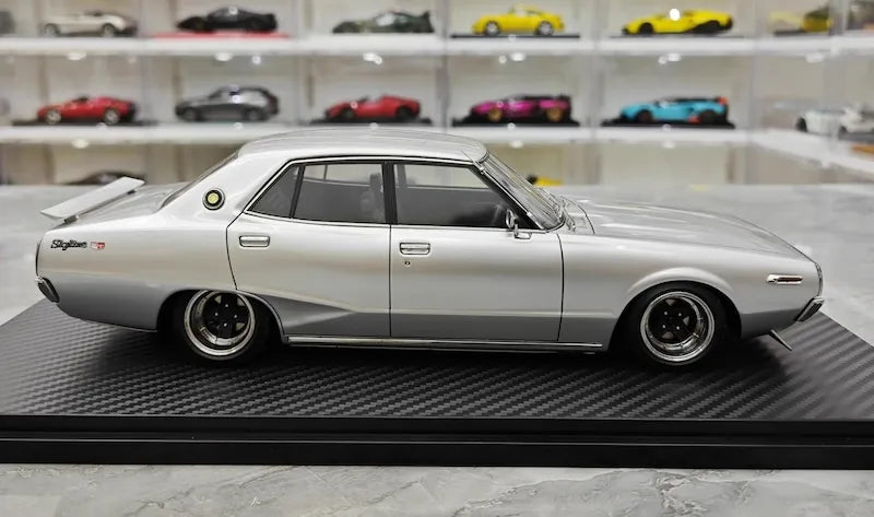 1:18 Nissan 1972 Skyline 2000 GT-X GC110 Silver Die Cast Model Car