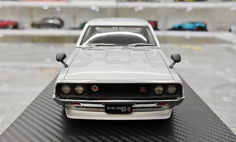 1:18 Nissan 1973 Skyline 2000 GT-R KPGC110 Silver Die Cast Model Car
