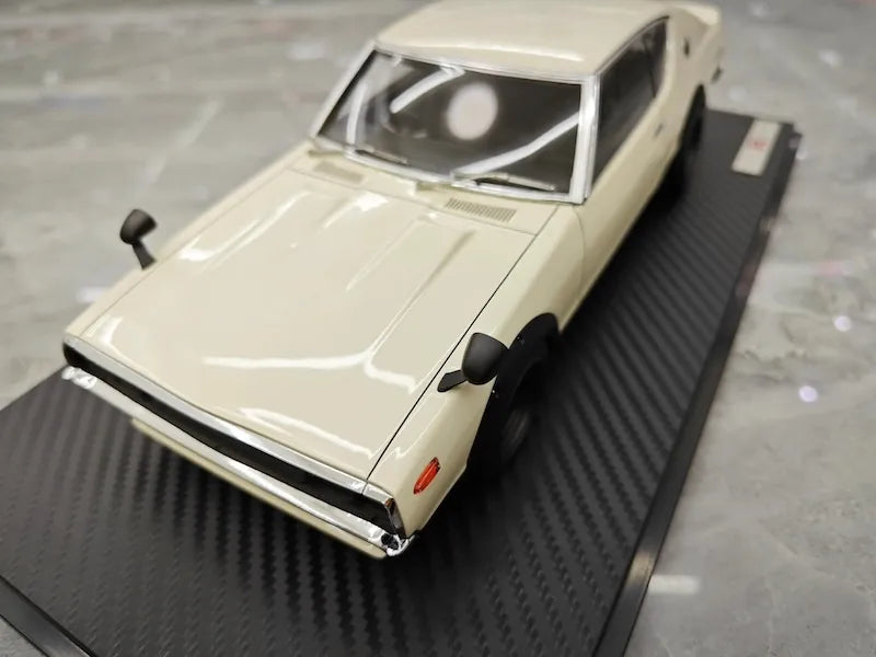 1:18 Nissan 1973 Skyline 2000 GT-R KPGC110 White Die Cast Model Car