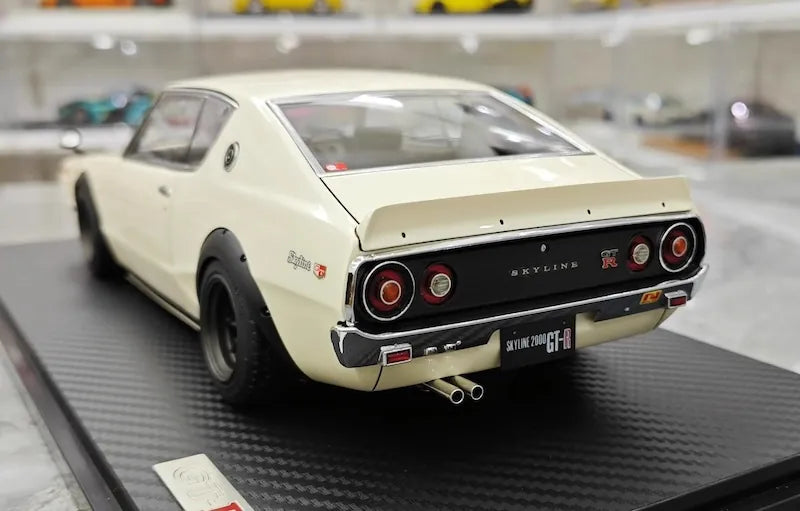 1:18 Nissan 1973 Skyline 2000 GT-R KPGC110 White Die Cast Model Car