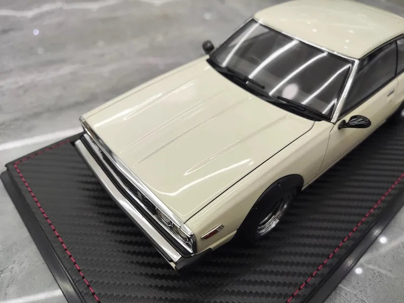 1:18 Nissan 1977 Skyline 2000 GT ES C210 Die Cast Model Car