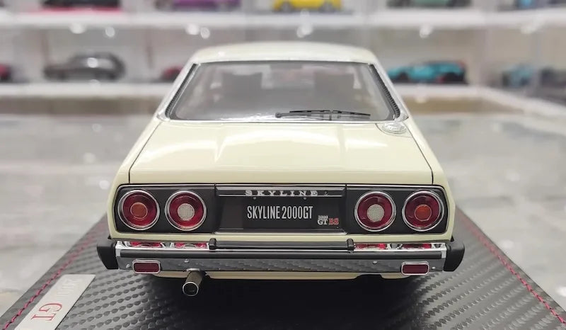1:18 Nissan 1977 Skyline 2000 GT ES C210 Die Cast Model Car