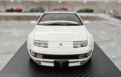 1:18 Nissan 1995 Skyline GT-R R33 White Die Cast Model Car