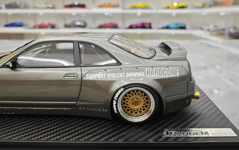 1:18 Nissan 1995 Skyline GT-R R33 Gray Die Cast Model Car