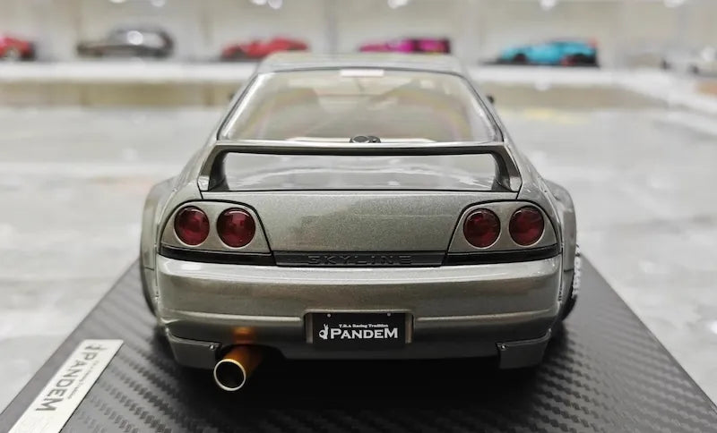 1:18 Nissan 1995 Skyline GT-R R33 Gray Die Cast Model Car