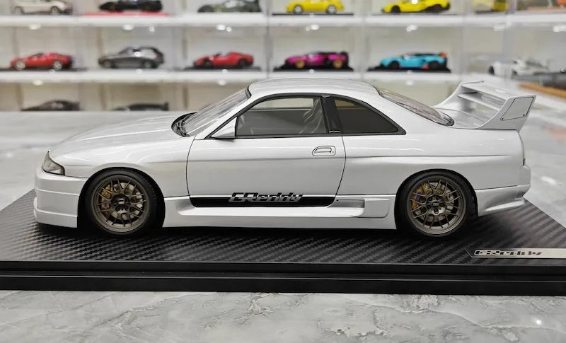 1:18 Nissan 1995 Skyline GT-R R33 Greddy BCNR33 White Die Cast Model Car