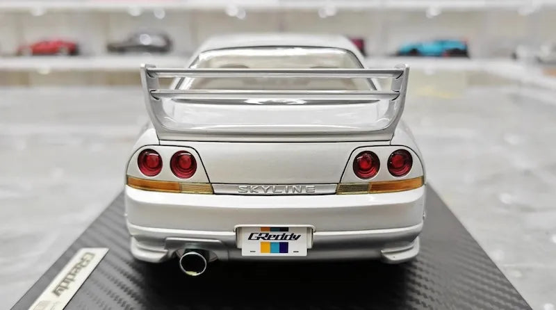 1:18 Nissan 1995 Skyline GT-R R33 Greddy BCNR33 White Die Cast Model Car
