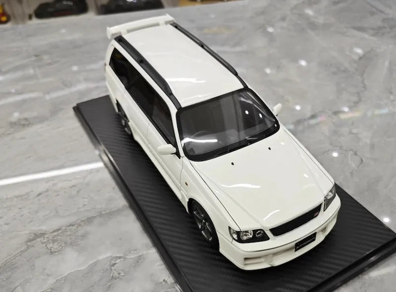 1:18 Nissan 1996 Stagea 260RS WGNC34 White Die Cast Model Car