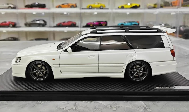 1:18 Nissan 1996 Stagea 260RS WGNC34 White Die Cast Model Car