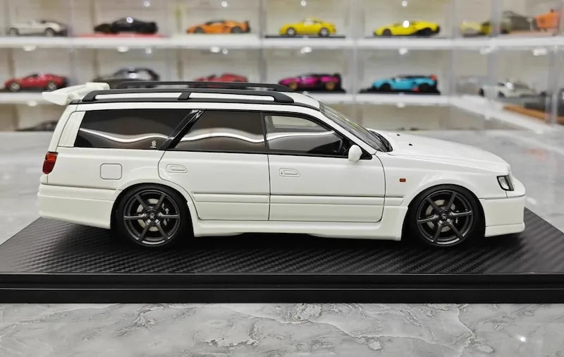 1:18 Nissan 1996 Stagea 260RS WGNC34 White Die Cast Model Car