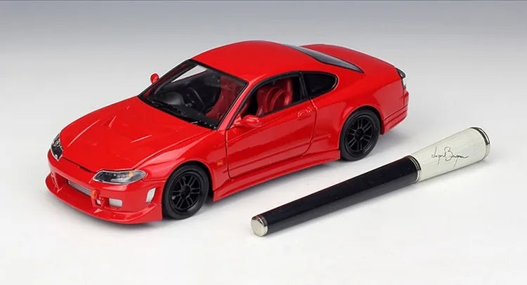1:24 Nissan 1999 Silvia S15 Die Cast Model Car