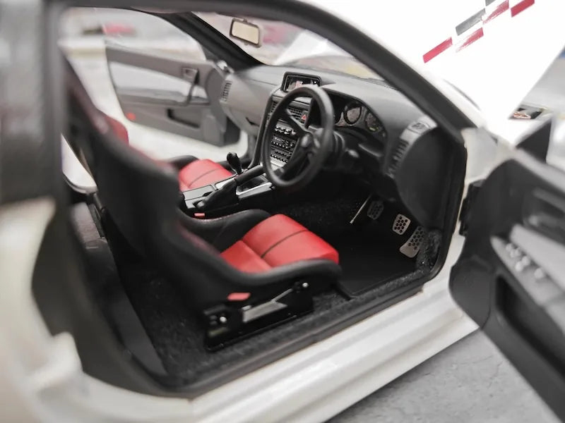 1:18 Nissan 1999 Skyline GT-R R34 R-tune White Die Cast Model Car