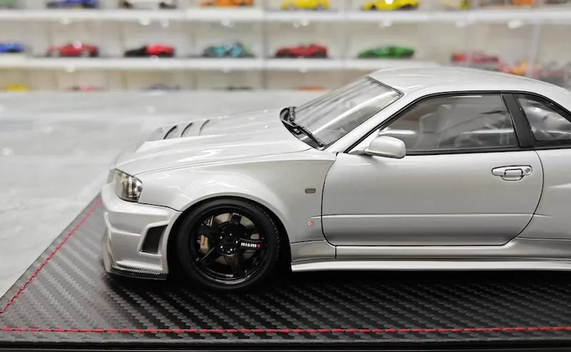 1:18 Nissan 1999 Skyline GT-R BNR34 Silver Die Cast Model Car