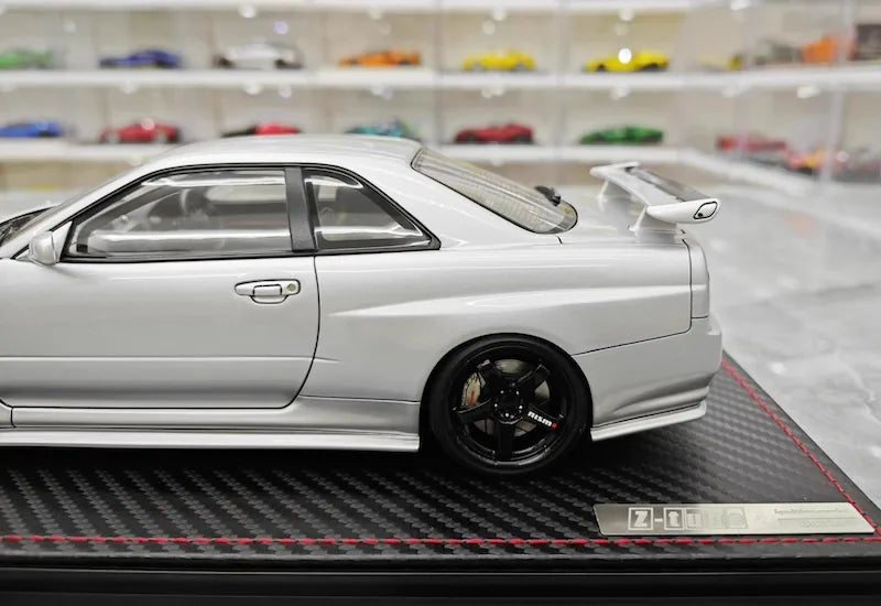 1:18 Nissan 1999 Skyline GT-R BNR34 Silver Die Cast Model Car