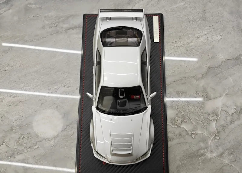 1:18 Nissan 1999 Skyline GT-R BNR34 Silver Die Cast Model Car